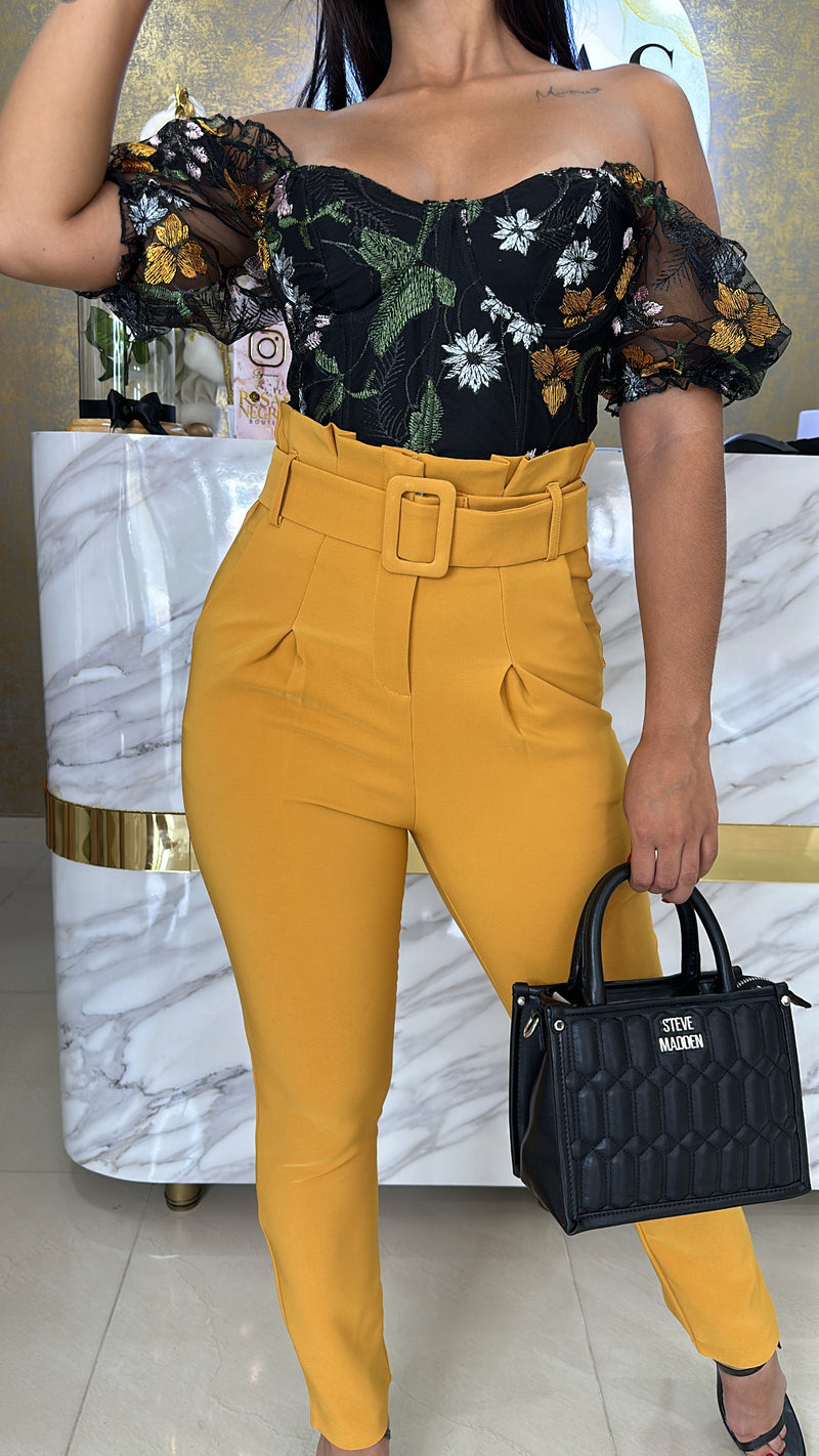 Solid Ruffle Waist Belted Pants