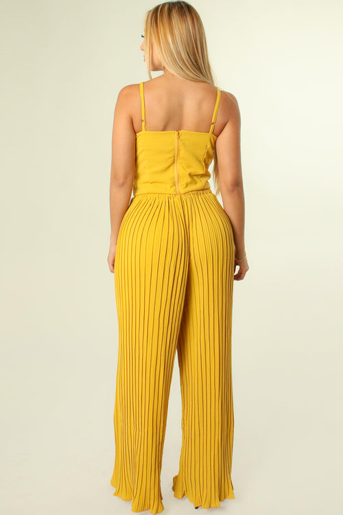 Pleated top and pants sent