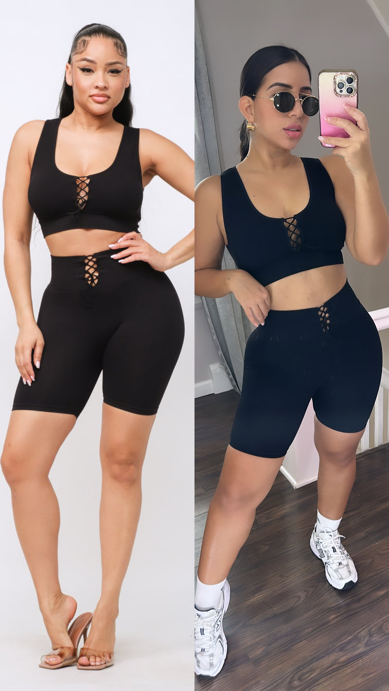 Black Detail Seamless Set