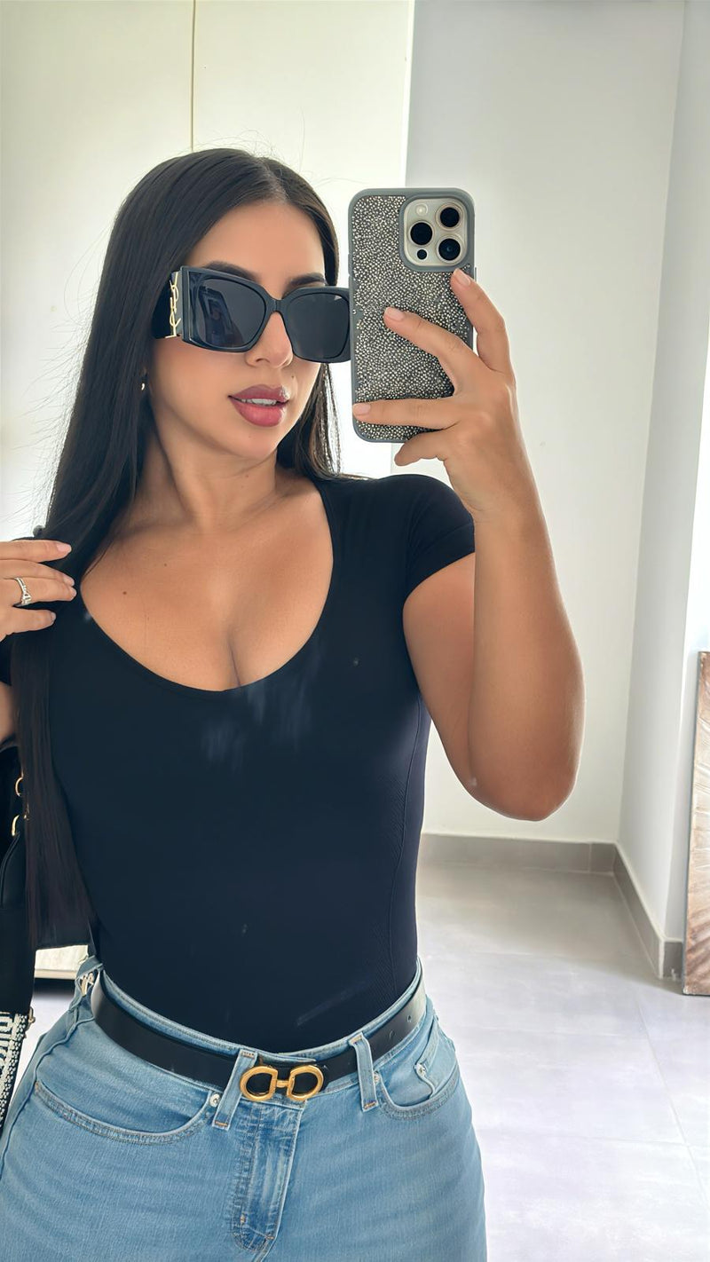 Black short Sleeve Bodysuit